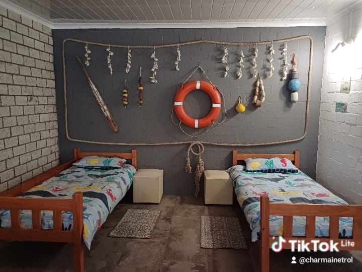 5 Bedroom Property for Sale in Britannia Reef Estate Western Cape